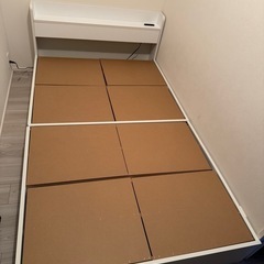 ベッドフレーム セミダブル ホワイト