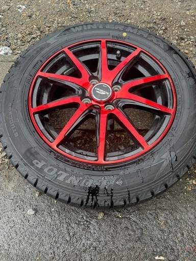 アルミホイール付きタイヤ