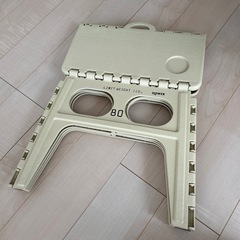 折りたたみテーブル　新品未使用の画像