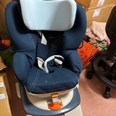Aprica アップリカ　チャイルドシート 調整可能　