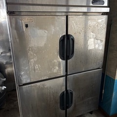 決まりました　ありがとうございました。業務用大型冷蔵庫　2/7　2/8に引取り可能な方の画像