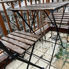 【引き取り来てくれる方限定】IKEAウッドテーブルセット
の画像