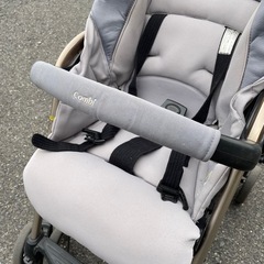 Combi ベビーカー　折り畳み可　引き取りのみの画像