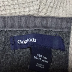【GAP Kids】ギャップ 140㌢ジップパーカの画像