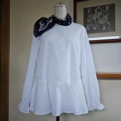 新品、未使用タグ付きAmuletブラウス