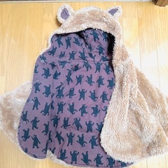 クマ耳つき🧸もこもこポンチョコートの画像