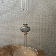 写真立て、キャンドル立て、本立ての画像