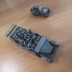 (決まりました)プラモデルのジープとトラックの画像