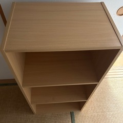 3段ボックスの画像