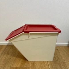 収納ボックスの画像
