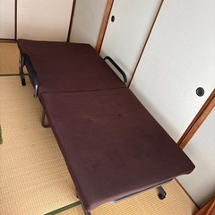折りたたみベッド