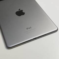 【SIMフリー】iPad mini 4/128GB/A1550〈NK762J/A〉の画像