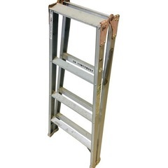 ☆2/7まで限定価格☆アルミ脚立 4段脚立 軽くて丈夫 軽量 丈夫 扱いやすい  高所作業【ジ 0201-06】の画像