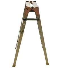 ☆2/7まで限定価格☆アルミ脚立 4段脚立 軽くて丈夫 軽量 丈夫 扱いやすい  高所作業【ジ 0201-06】の画像