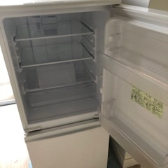 冷蔵庫の画像