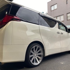 30アルファード　タイヤほぼ新品　4本セット