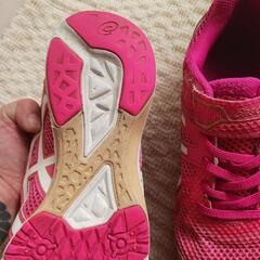 ASICS　靴　ピンク　中古　24.0センチの画像