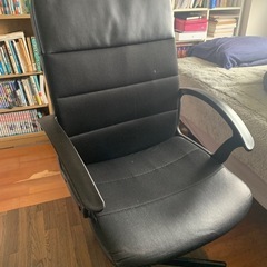 IKEAのデスクチェア RENBERGET