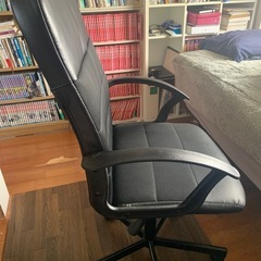 IKEAのデスクチェア RENBERGETの画像