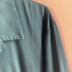 GU メンズxl   開襟シャツ　　グリーンの画像
