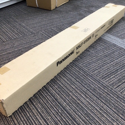 【店頭引取限定】【未使用品】Panasonic パナソニック 階段通路誘導灯10,230円(税込)