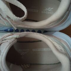 Reebok  24サイズの画像