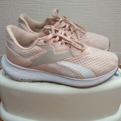 Reebok  24サイズの画像