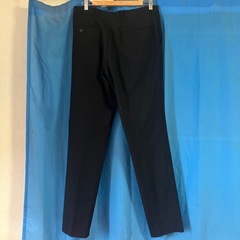 GU メンズL 黒パンツの画像