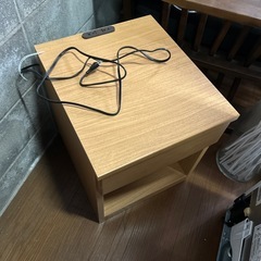 【決まりました🌸】サイドテーブルの画像