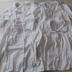 襟元レースブラウス長袖3枚、襟元レース長袖綿1枚(サイズ120)