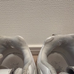 スニーカーの画像