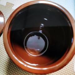 丸かめ　蓋付き　保存容器の画像