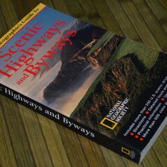 【まだ受付中･送付可能】中古 英語版 Scenic Highways and Byways ナショナルジオグラフィック編 早い者勝ちです✨✨の画像
