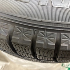 グッドイヤー アイスナビ6 スタッドレスタイヤ ホイールセット 245/65R16 2020年製の画像