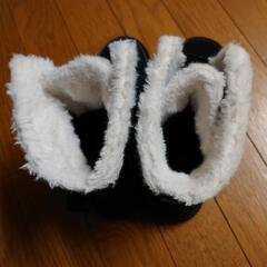 Mountain Warehouse ファー付きブーツ ブラック サイズ21の画像