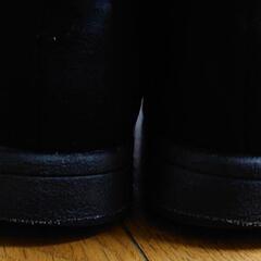 黒 スエード バックル付き ショートブーツ　20cmの画像