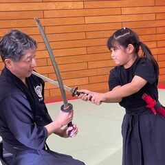 キッズ向け本格アクション＆殺陣教室！元プロ俳優が指導！