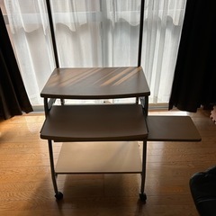 パソコンデスク