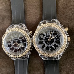 LEDフラッシュ腕時計　2本セットの画像