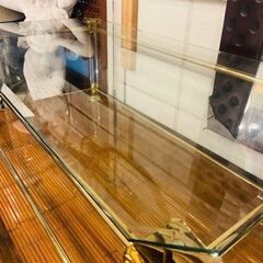 売約済み【武蔵小山店】 イタリア製　サァラ麻布　取扱い　ORSENIGO オルセニゴ　天板・棚板ガラス製　センターテーブル　ローテーブル　リビングテーブル　ガラステーブル　(定価約36万円)  検　made in italy glass table living center low glasses gold elegance エレガンス　エレガントclassic クラシック　金　金色　ゴールドの画像