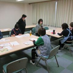 無資格・未経験スタート歓迎 / 年間休日120日 / 賞与3ヶ月分 / 介護職の画像