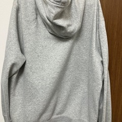 最終値下げ！販売今日迄！GAP パーカーの画像