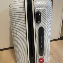 キャリーケースあげますの画像