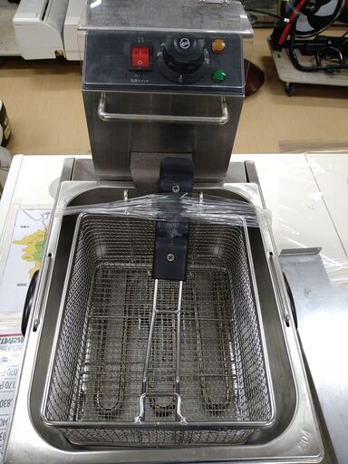 ジモティ割有り‼️【C1006】電気フライヤー XD-CM6LF  2021