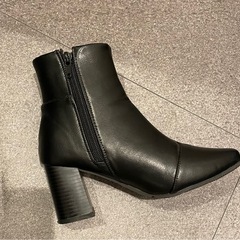 【わりとキレイ】ショートブーツの画像