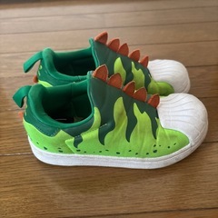 アディダス　恐竜　スリッポンスニーカー18センチの画像