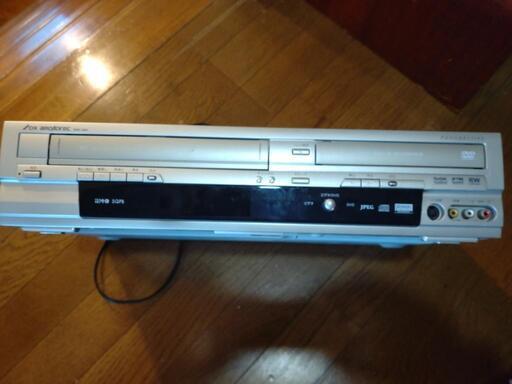 DVDレコーダー 　VHSから DVDへ