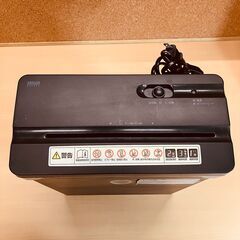 サンワサプライ マイクロカットシュレッダー 400-PSD039（ブラック）の画像