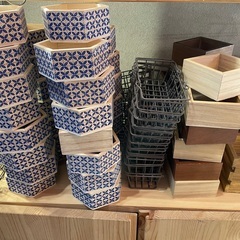 色んなカゴ1個40円