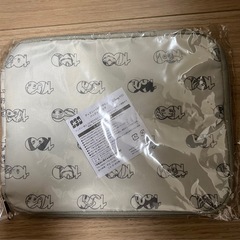 ディズニー　バックインバック　ポーチ

